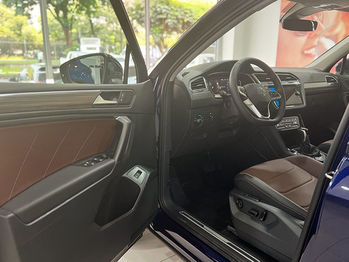 Imagen 11 de 15 de Volkswagen Tiguan Elegance