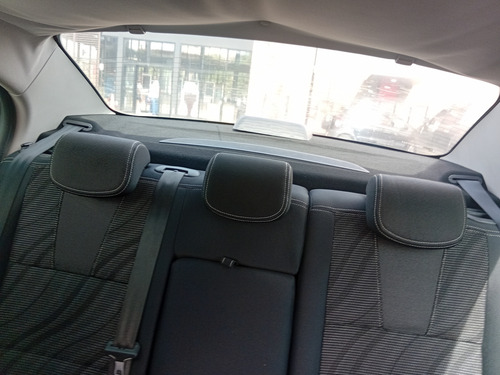 Renault Fluence 2.0 Dynamique Hi-flex 4p