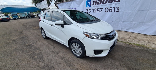 Imagen 4 de 13 de Honda Fit 2015 1.5 Cool Mt