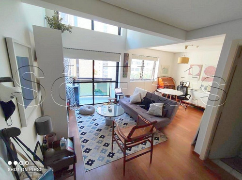 Imagem 1 de 15 de International Duplex - Apartamento Estilo Duplex Com 2 Dormitórios. - Sf33986