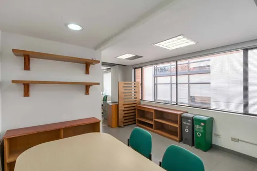 Oficina En Arriendo/venta En Chicó Norte. Cod V21571