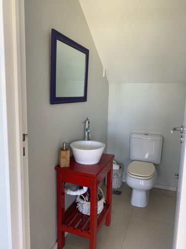 Casa En Venta 5 Amb En Santa Teresa, Villanueva.