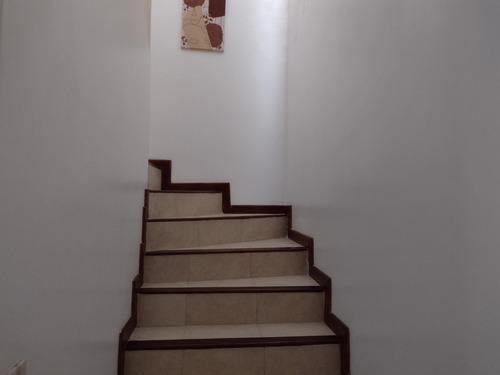 Casa A La Venta En Barrio Los Jazmines, Pilar Del Este, Pilar