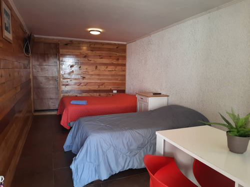 Venta De Hostal Funcionando (64734)