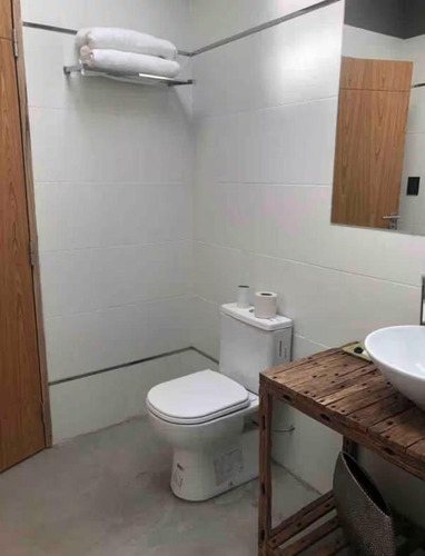 Casa En Venta - 3 Dormitorios 2 Baños - Mendoza