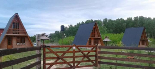 Complejo De Cabañas En Venta En Lobos.