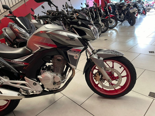 Imagem 3 de 10 de Honda Cb Twister 250 2018