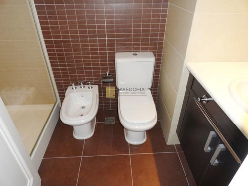 Imagen 15 de 30 de Alquiler De Apartamento De 2 Dormitorios En Playa Brava