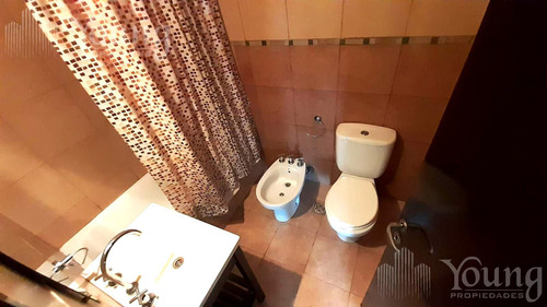 Departamento En Venta }2 Ambientes Con Cochera