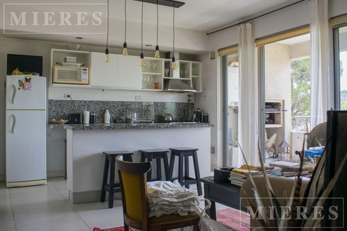 Departamento De Tres Ambientes En Venta En Condominio Civis