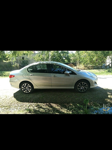 Peugeot 408 2.0 Allure 143cv 2013