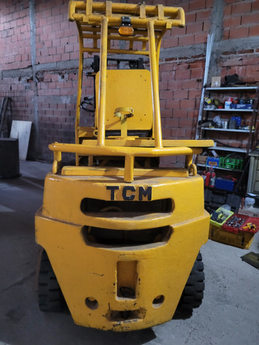 Autoelevador Tcm P/2 Tn Vendo O Permuto