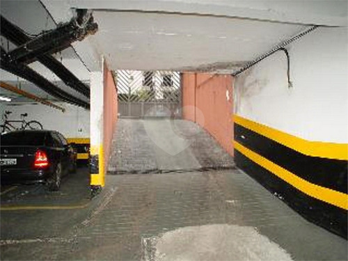 Imagem 15 de 19 de Apartamento Em Excelente Condomínio Em Moema. - Reo256357