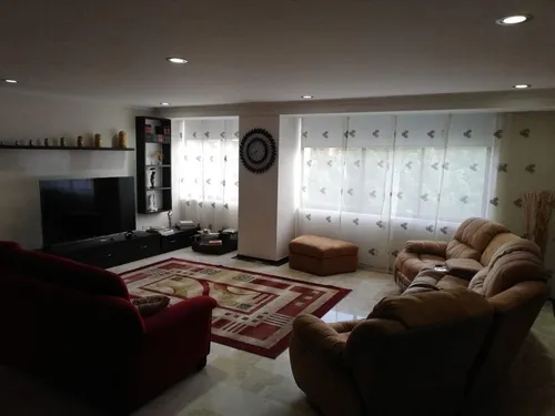Apartamento En Venta En Los Balsos. Cod V10766