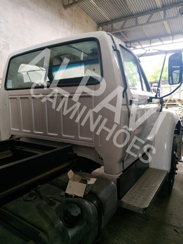 Ford F-12000 Sapão 1995 Caçamba 5m³
