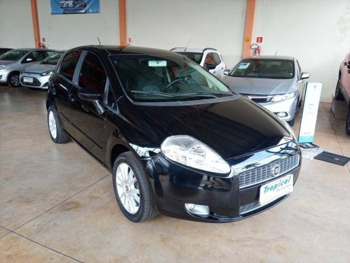Imagem 2 de 13 de Fiat Punto 1.6 Essence 16v Flex 4p Manual