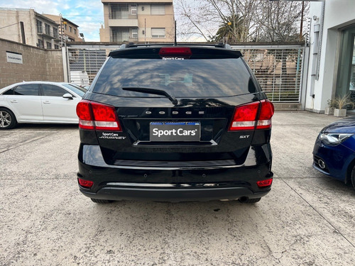 Imagen 4 de 8 de Dodge Journey Sxt 2.4