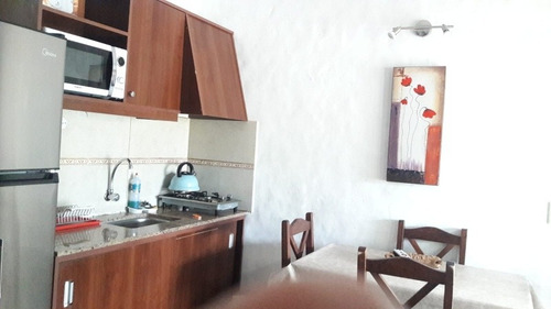 Imagen 7 de 14 de Alquilerg De Casas Termas De Guaviyú.