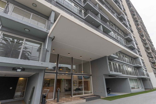 Edificio Av. Américo Vespucio (1 Est. 1 Bod.) Vista Norte