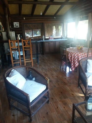 Imagen 2 de 12 de Hermosa Y Confortable Cabaña De Tronco A Estrenar Alquiler T
