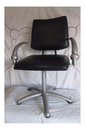 Imagen 3 de 4 de Silla De Peluqueria Modelo Atenas Artmequid Hecha En Italia