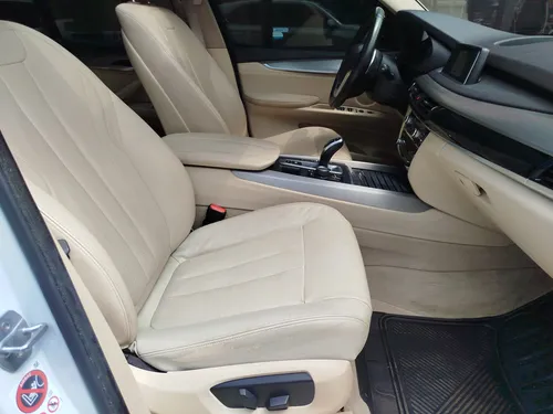 BMW X5 XDRIVE50I TP 4400CC T V8
