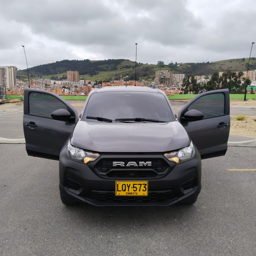 RAM 700 1.4 Slt