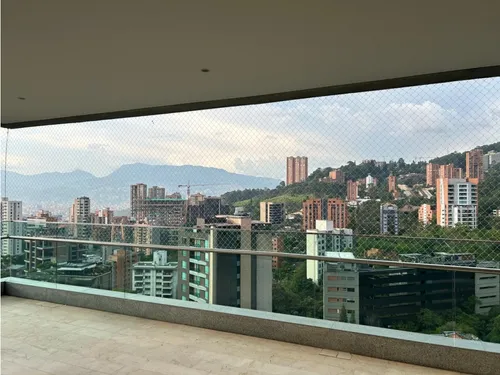 Apartamento En El Poblado Sector Las Lomas
