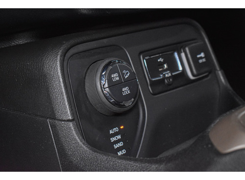 Jeep Renegade 2.0 16V TURBO DIESEL LONGITUDE 4P 4X4 AUTOMÁTICO