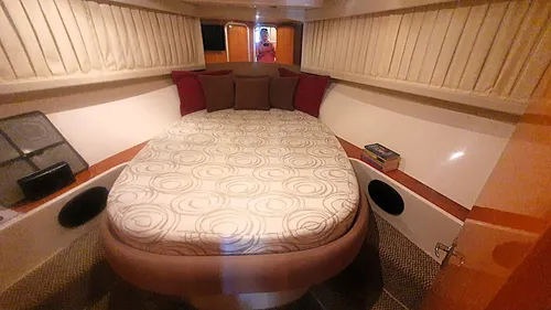 Crucero Genesis 390