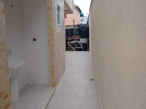 Imagem 18 de 28 de Casa, 2 Dorms Com 90 M² - Parque Bitaru - São Vicente - Ref.: Hm2144 - Hm2144