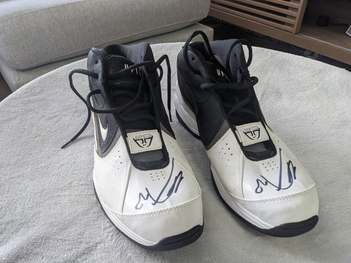 Zapatillas Championes Nike Autografiadas Por Manu Ginóbili