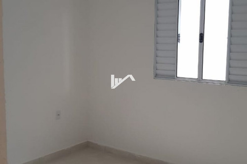 Imagem 4 de 9 de Casa De Laje Em Rua Calçada A 1km Do Mar Em Iranhaém