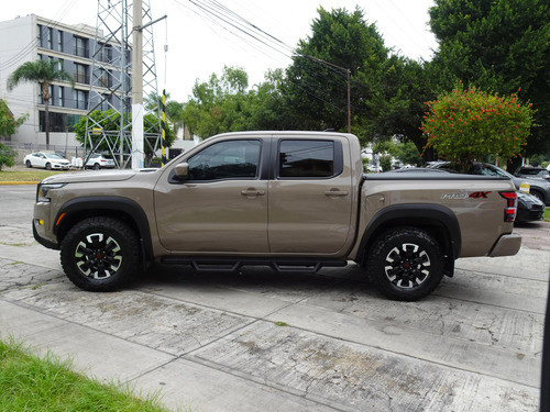 Nissan Frontier 3.8 V6 Pro-4X 4Wd Mt
