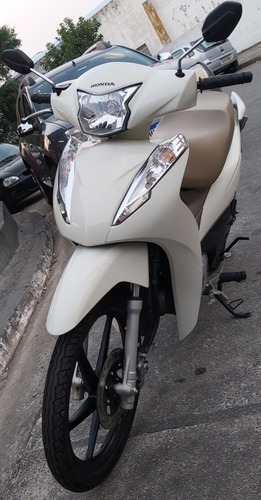 Imagem 5 de 8 de Honda Biz 125