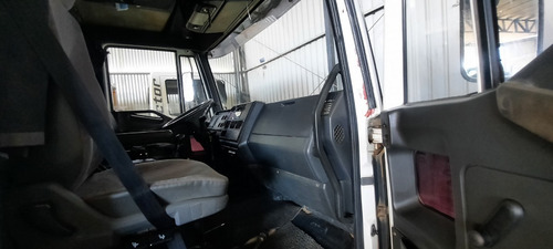 Imagen 3 de 16 de Iveco Caballino Granelero