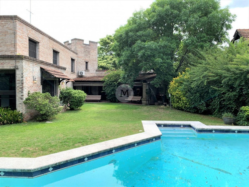 Casa Carrasco Norte 3 Dormitorios, Servicio, Jardin Con Piscina