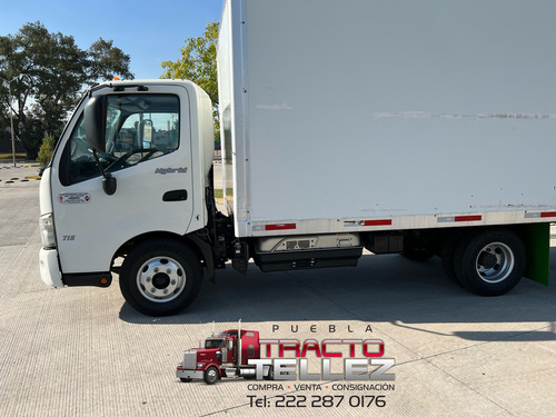 Hino 716 Híbrido Versión Larga 2016 Caja Seca Conservadora