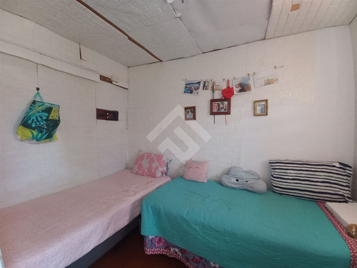 Casa En Venta De 2 Dorm. En Puente Alto, Js