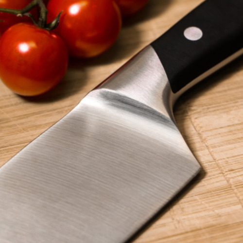 Cuchillo Santoku Forge Pom Boker Manufaktur N16 Color Negro
