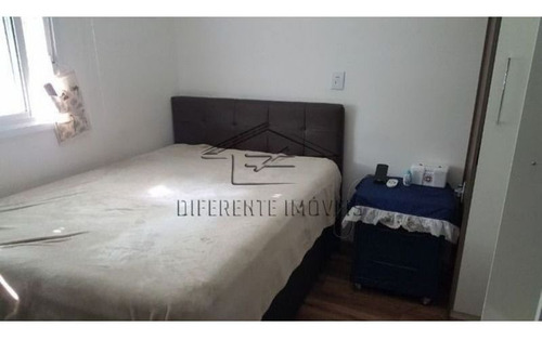 Imagem 2 de 11 de Casa Em Condomínio Fechado- 3 Dorms - 3 Suíte -4 Wc - 2 Vagas - No Tatuapé !!