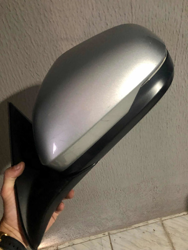 Imagem 1 de 2 de Retrovisor Le Honda Hrv