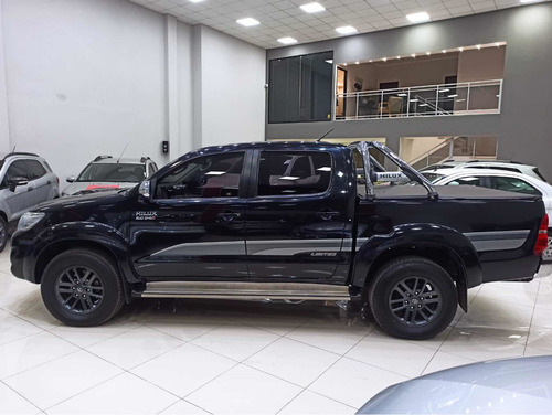 Imagen 2 de 15 de Toyota Hilux 2015 3.0 Cd Srv Limited 171cv 4x4 5at