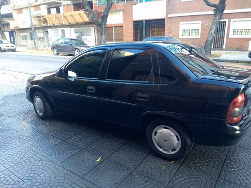 Imagen 2 de 9 de Chevrolet Corsa Classic 1.6