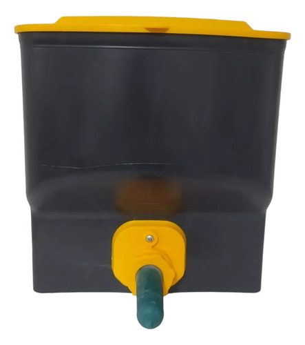 Balde Amamentador Para Bezerro 1 Bico 5lt Com Suporte