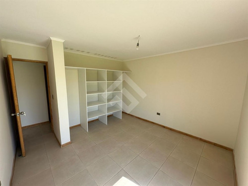 Arriendo En Tlgte Casa 3d 3b Con Piscina Y Riego En 1000 Mts