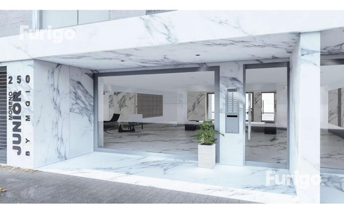 Venta Monoambiente Con Balcón Zona Rio