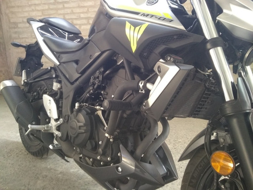 Imagen 4 de 14 de Yamaha Mt 03 (con Accesorios)
