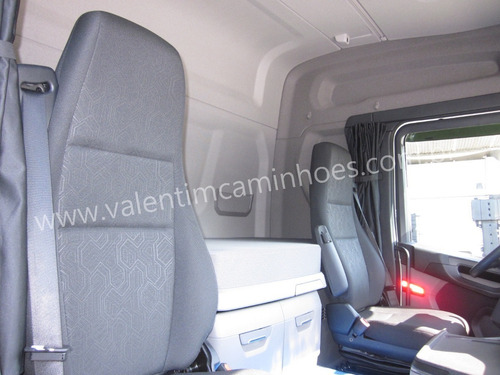 Imagem 12 de 15 de Scania R 450 Trucado 6x2 - 2021