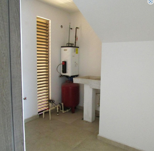 Aprovecha Casa En Residencial El Refugio Querétaro Posesión Ante Notario Público Ojac-a-504